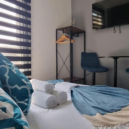 Modern 1Bedroom Studio In London Center ภายนอก รูปภาพ