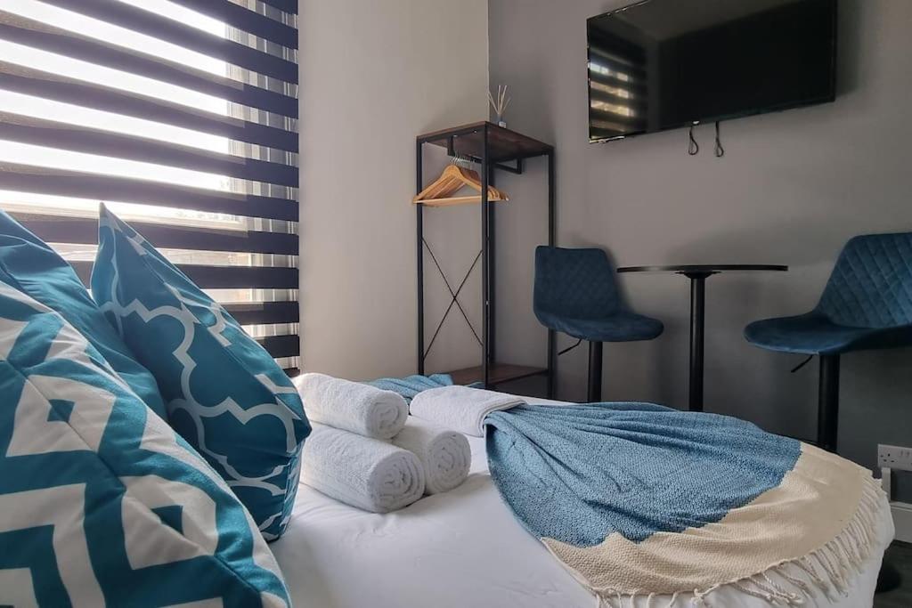 Modern 1Bedroom Studio In London Center ภายนอก รูปภาพ
